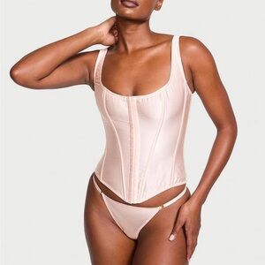 NEW Victoria's Secret Light Pink Silk Corset 2 piece Set size X-large